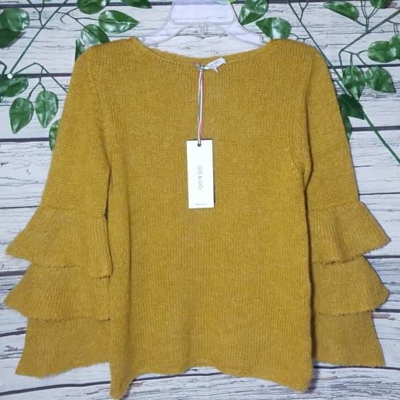gio & gio Sweaters - NWT Gio & Gio wool mohair ruffle layered sweater S